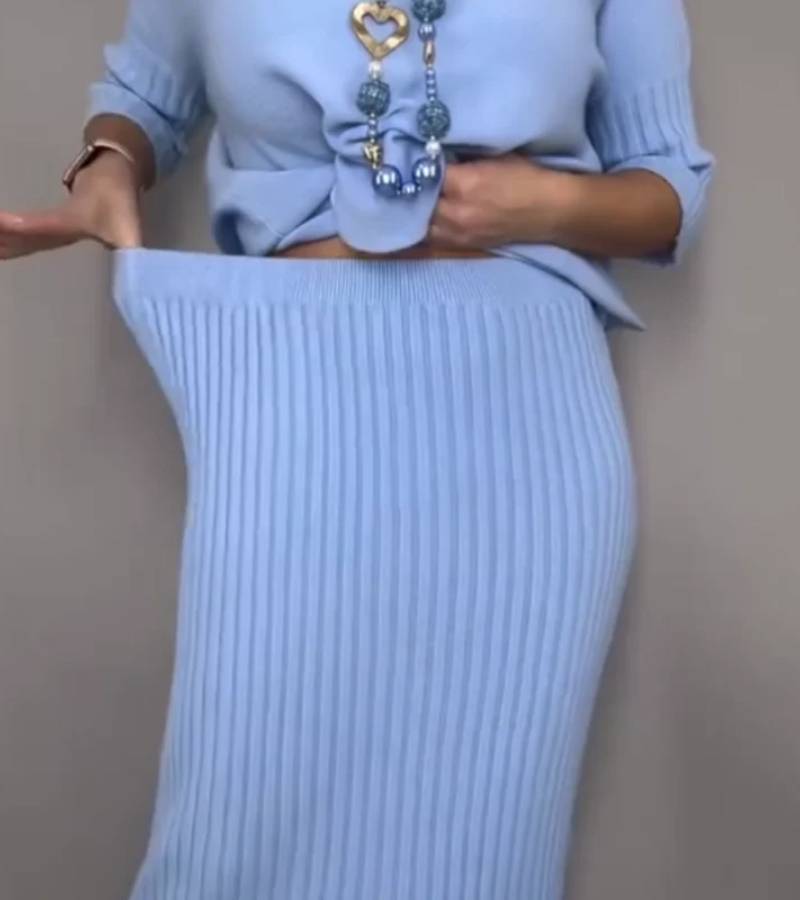 Hestia – Dzianinowy komplet ze spódnicą midi