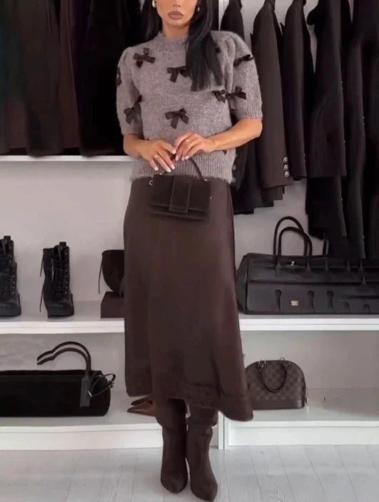 Ryliana – Elegancki komplet sweter i spódnica